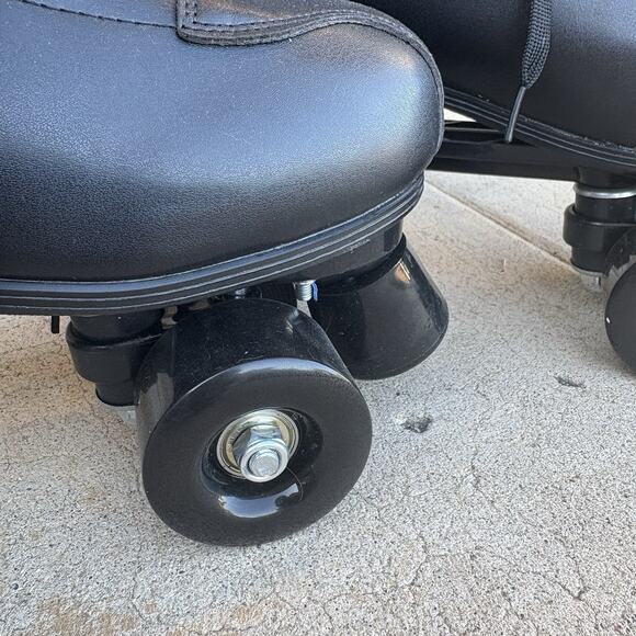 jessie Roller Skates Women Outdoor Indoor Adjustable Four-Wheel size 40 PU Black - Picture 2 of 10